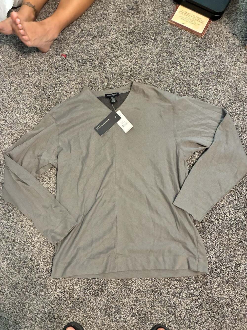 Kenneth Cole New York Men's Long Sleeve V-Neck Graphic Top Graphite XL